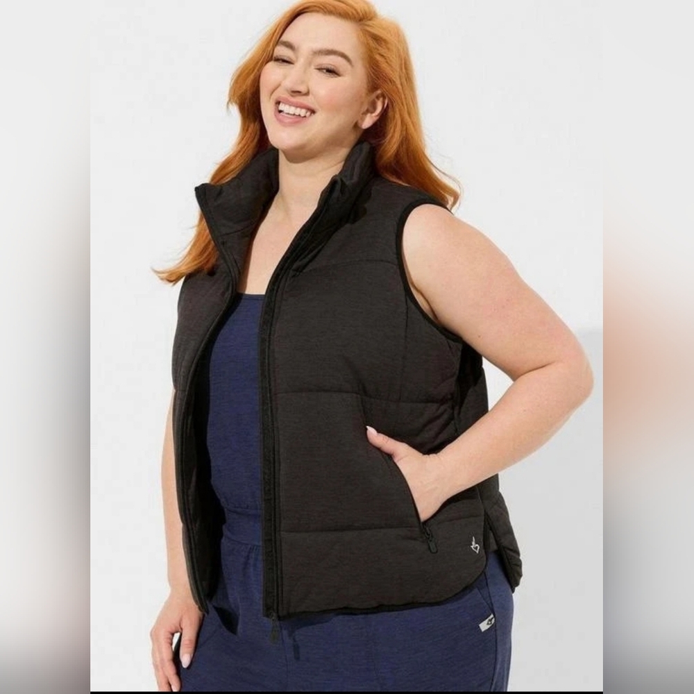 TORRID Super Soft Performance Jersey Active Puffer Vest SIZE 3X Black